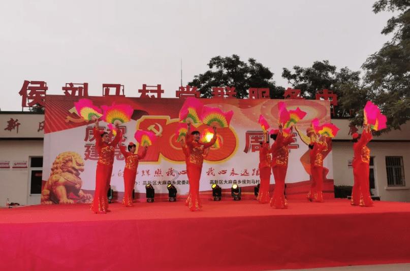 近日 山西太原。“你结婚我随礼，我结婚你不理”，女子霸气向研究生同学讨回500元结婚份子钱
